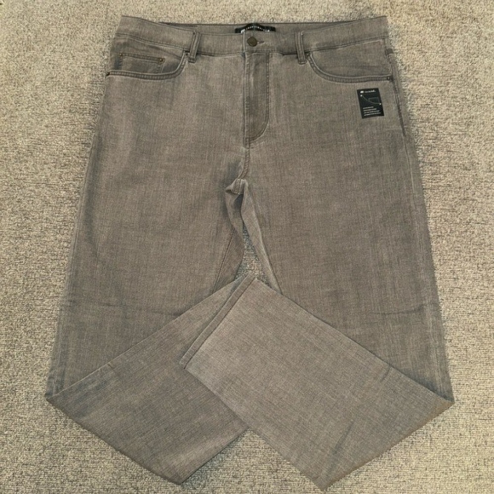 Travis Mathew Jeans